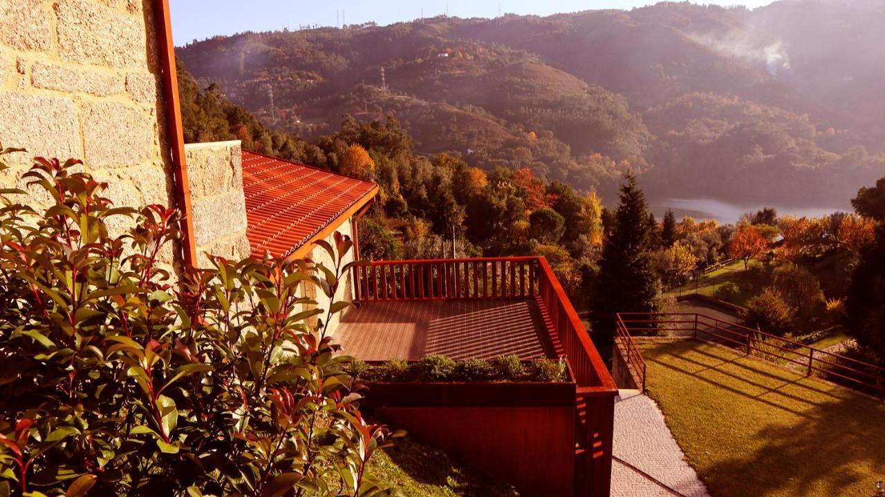 Agrinho Suites & Spa Geres Valdosende Exterior photo